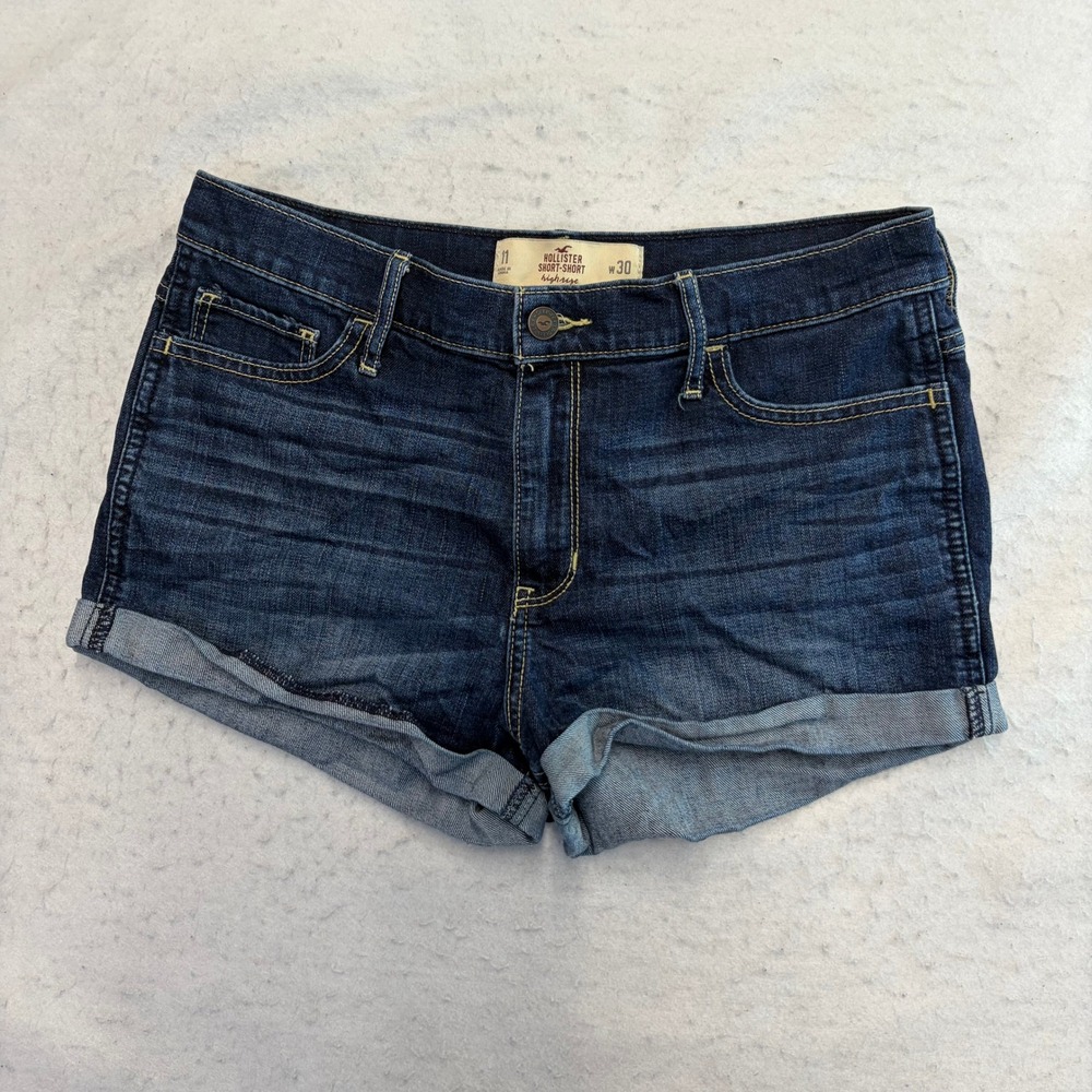 Hollister Short-Short High Rise Juniors Size 11 W30 Dark Wash Denim Cuffed
